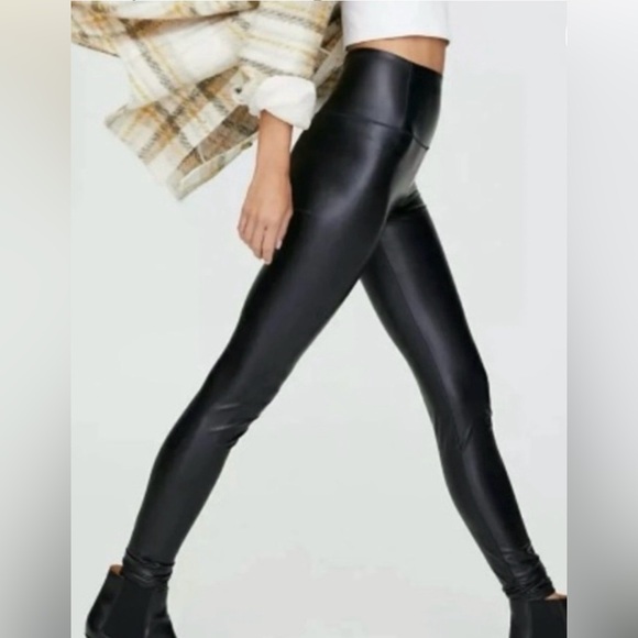 NWT!!! Express faux leather leggings | Large | Black - Picture 2 of 11